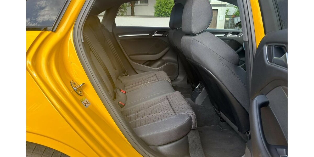 Audi A3 Limousine 1.6 TDI sport 131.500 km 13.990 &euro; Neckarsulm 74172