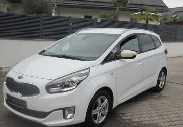 Kia Carens 227.000 km 3.990 &euro; Öhringen-Cappel 74613