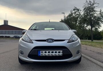 Ford Fiesta 140.049 km 4.999 &euro; Backnang 71522