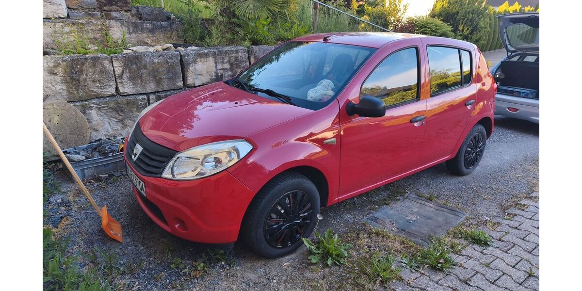 Dacia Sandero 140.000 km 1.100 &euro; Eppingen 75031