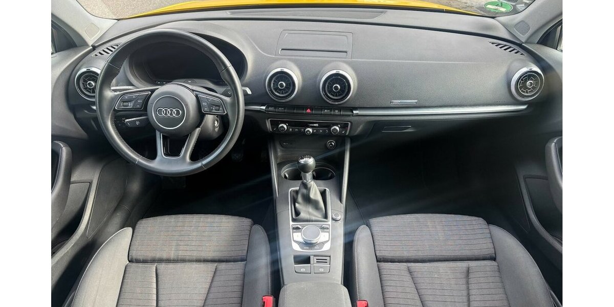Audi A3 Limousine 1.6 TDI sport 131.500 km 13.990 &euro; Neckarsulm 74172