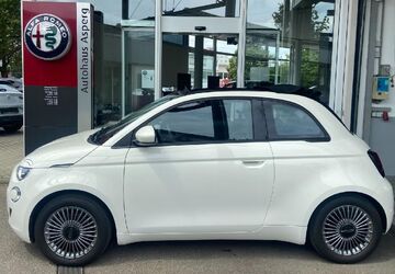 Fiat 500e 9.371 km 24.990 &euro; Asperg 71679