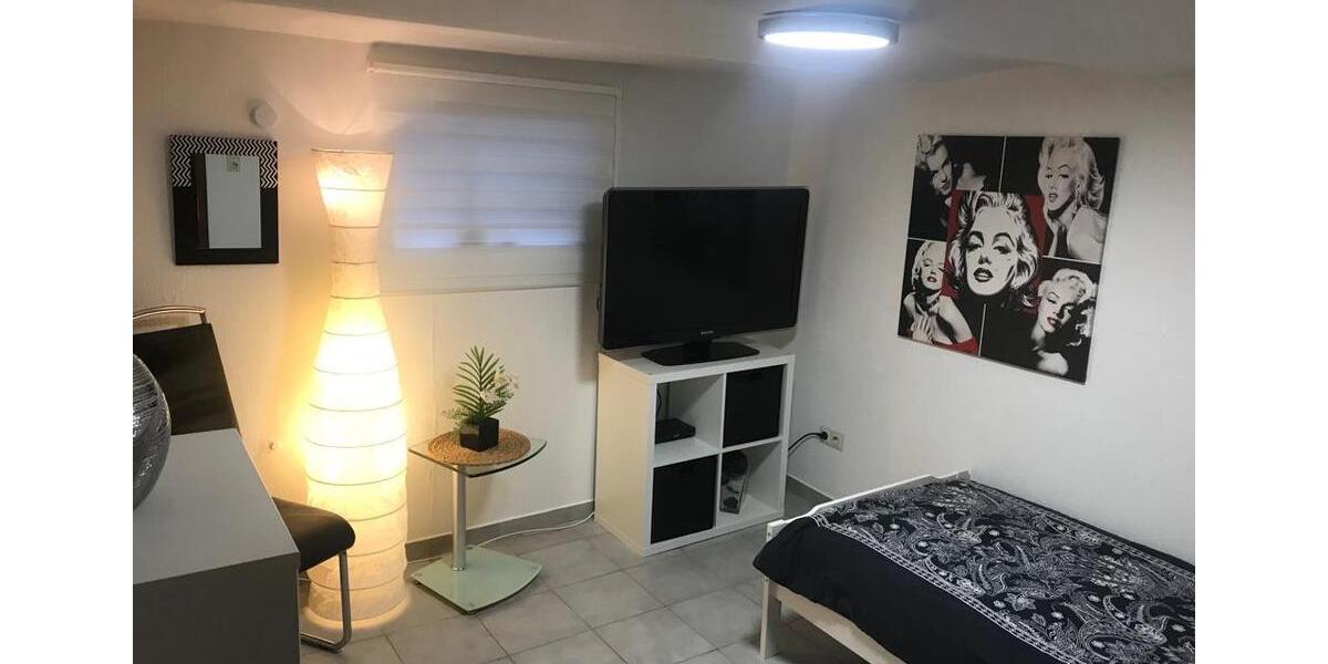 Etagenwohnung Bad Friedrichshall - 1 Zimmer, 30 m&sup2;, 390&euro; | Angebot:27581982