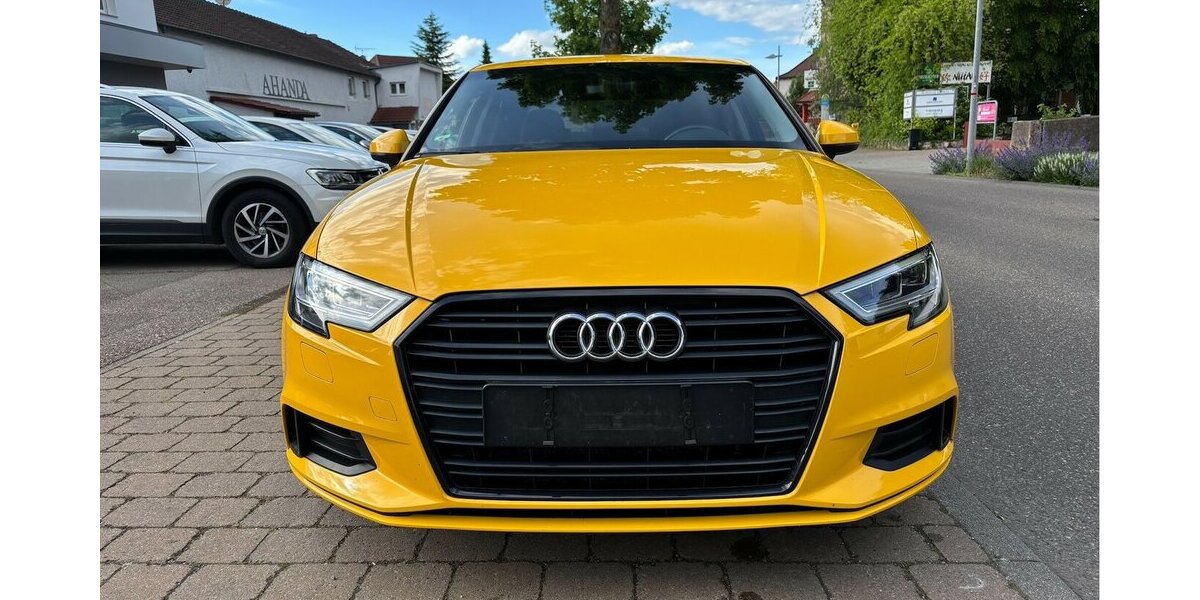 Audi A3 Limousine 1.6 TDI sport 131.500 km 13.990 &euro; Neckarsulm 74172
