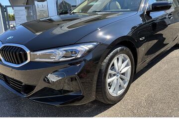 BMW 320 36.400 km 27.500 &euro; Lauffen 74348