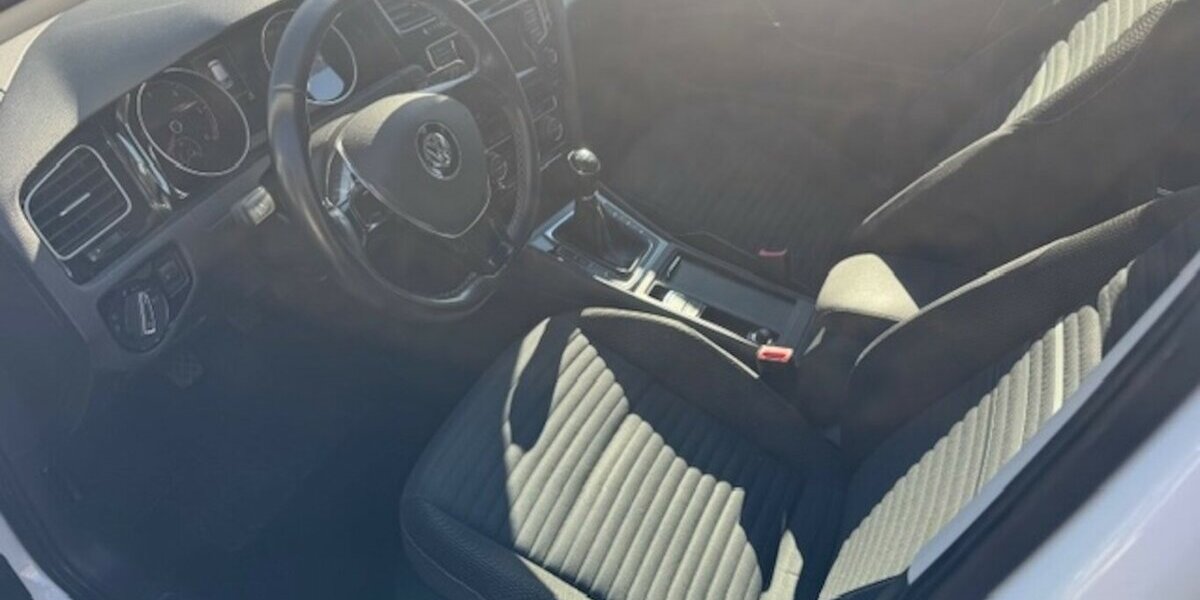 VW Golf VII 1.6 TDI Cup BMT 160.000 km 7.990 &euro; Neckarsulm 74172