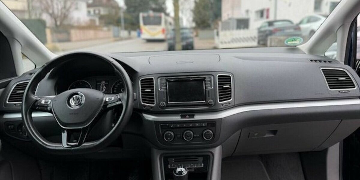 VW Sharan 2.0 TDI Comfortline BMT/Start-Stopp 212.000 km 12.490 &euro; Neckarsulm 74172