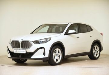 BMW iX2 6.900 km 45.780 &euro; Ellhofen 74248