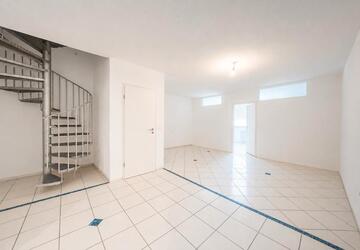 Wohnung Eppingen - 4 Zimmer, 100 m&sup2;, 900&euro; | Angebot:27584442