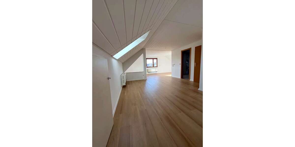 Etagenwohnung Eberstadt - 2 Zimmer, 61 m&sup2;, 695&euro; | Angebot:27604105