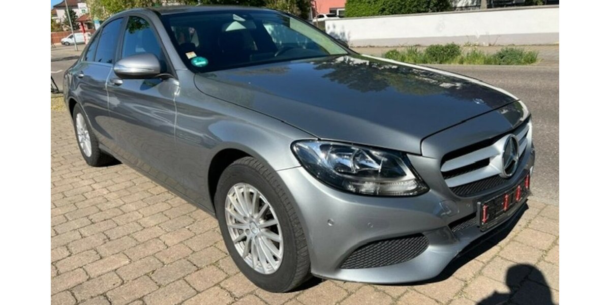 Mercedes-Benz C 220 BlueTec/d Navi 211.000 km 10.990 &euro; Neckarsulm 74172