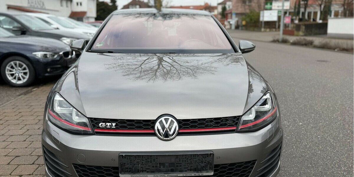 VW Golf GTI Lim. GTI BMT Kamera ABT 300 PS 198.000 km 12.990 &euro; Neckarsulm 74172