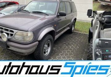 Ford Explorer 185.858 km 2.490 &euro; Heilbronn 74076