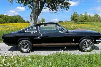 Ford Mustang 9.999 km 59.490 &euro; Wüstenrot 71543