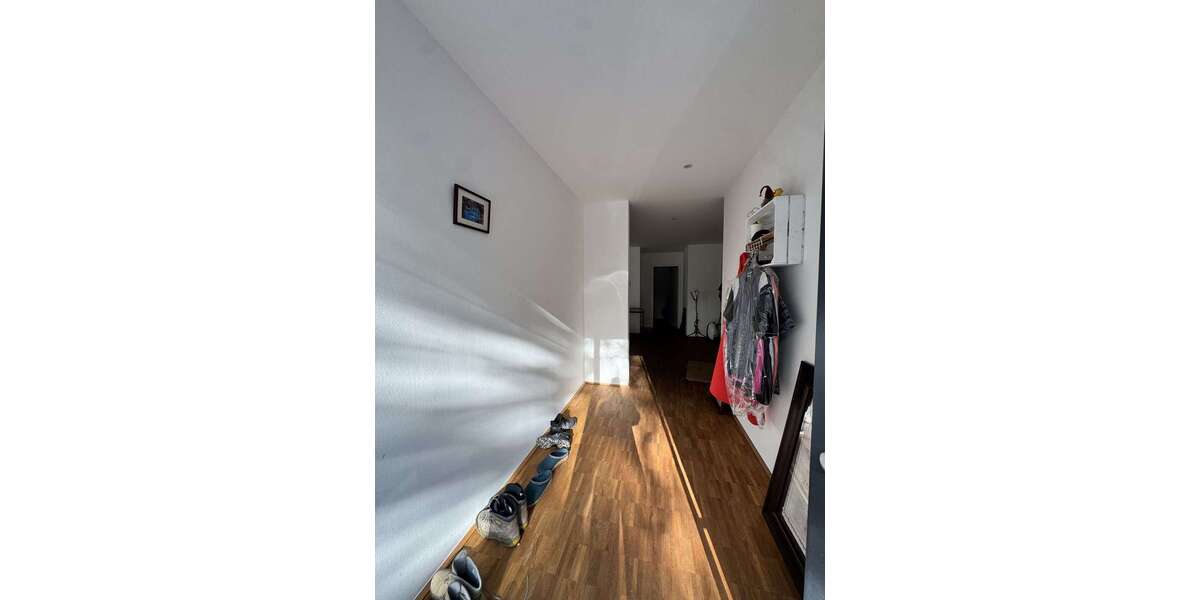 Etagenwohnung Sinsheim - 3 Zimmer, 121 m&sup2;, 1.800&euro; | Angebot:27462935