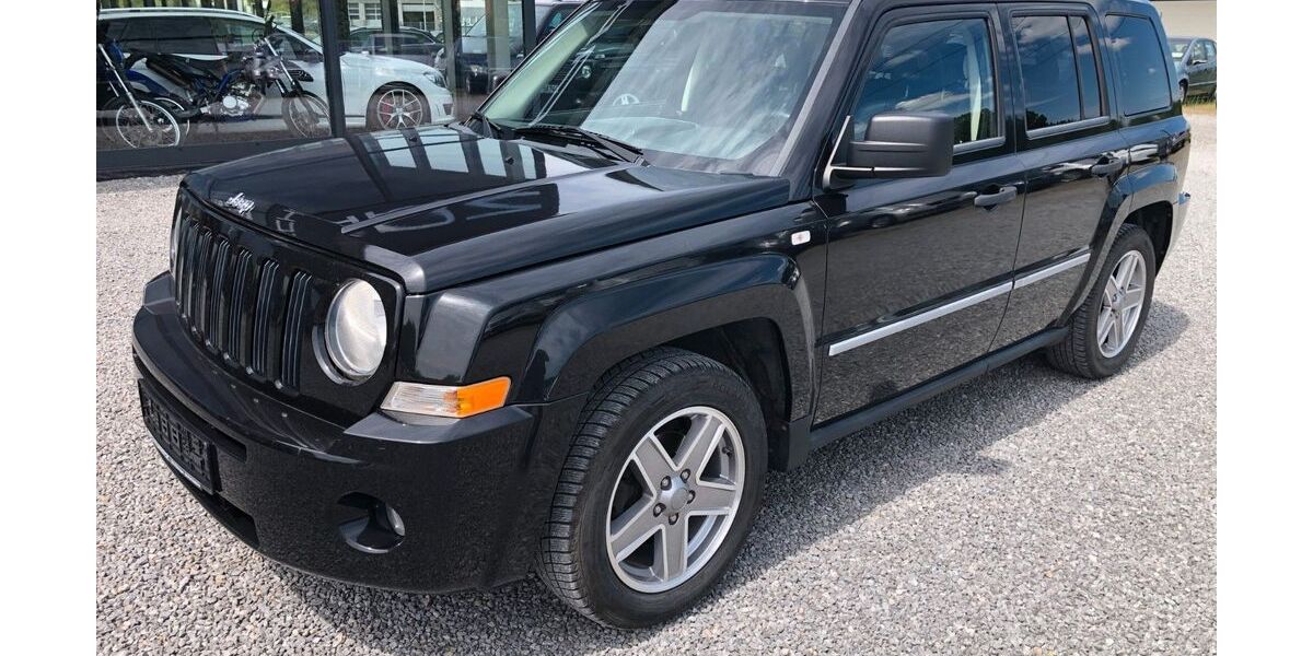 Jeep Patriot 263.000 km 5.450 &euro; Öhringen 74613