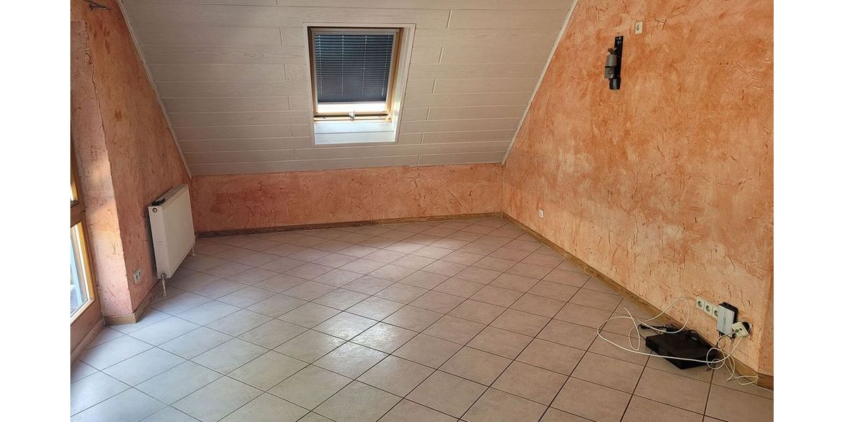Schöne ruhige DG Maisonette Wohnung in Talheim - Maisonettenwohnung Talheim | Angebot:27503252