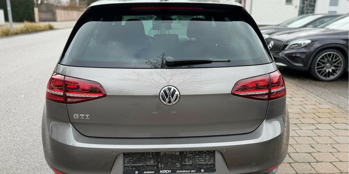 VW Golf GTI Lim. GTI BMT Kamera ABT 300 PS 198.000 km 12.990 &euro; Neckarsulm 74172