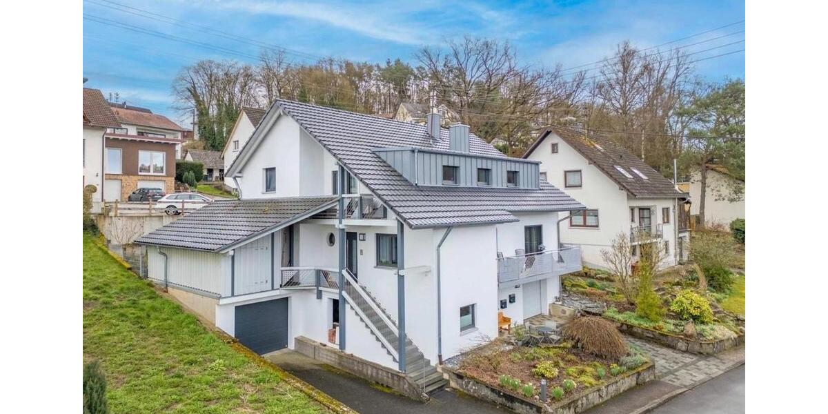Etagenwohnung Schefflenz - 4 Zimmer, 120 m&sup2;, 1.320&euro; | Angebot:27580501