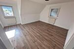 Dachgeschoßwohnung Sulzbach an der Murr - 4 Zimmer, 70 m&sup2;, 1.300&euro; | Angebot:27597242