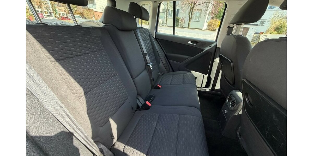 VW Tiguan 2.0 TDI DSG 4Motion 1. Hand AHK 172.000 km 6.490 &euro; Neckarsulm 74172