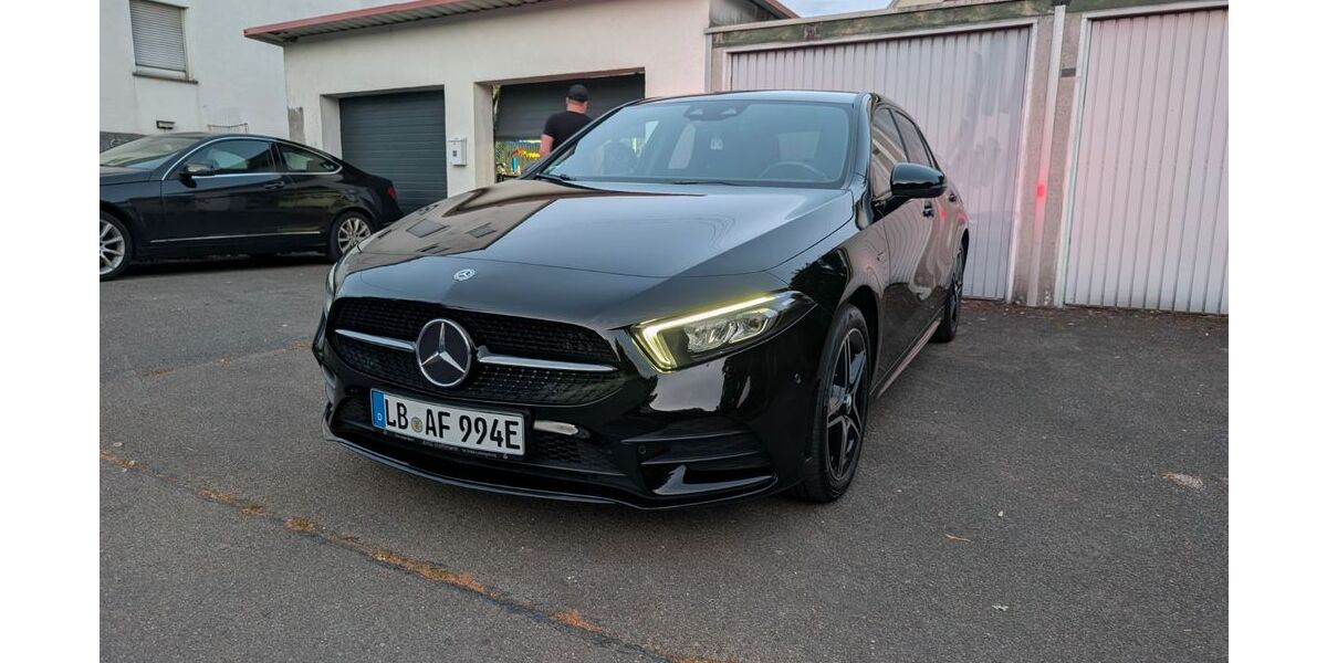 Mercedes-Benz A 250 74.000 km 22.150 &euro; Ludwigsburg 71638