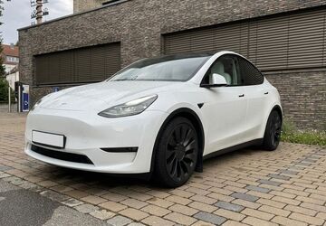 Tesla Model Y 30.000 km 42.500 &euro; Nordheim 74226