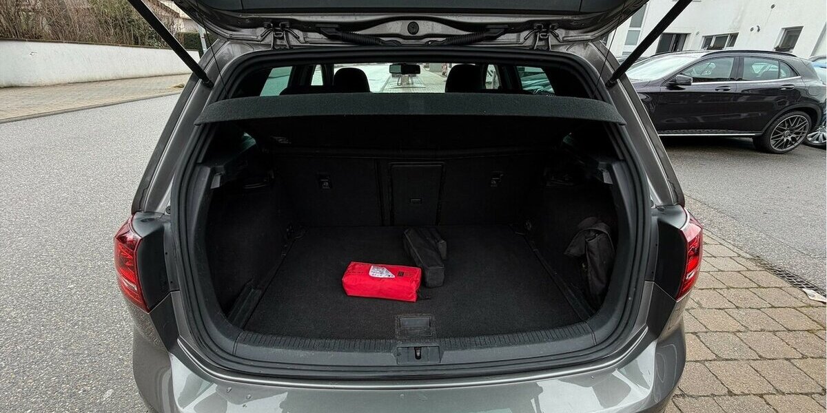 VW Golf GTI Lim. GTI BMT Kamera ABT 300 PS 198.000 km 12.990 &euro; Neckarsulm 74172