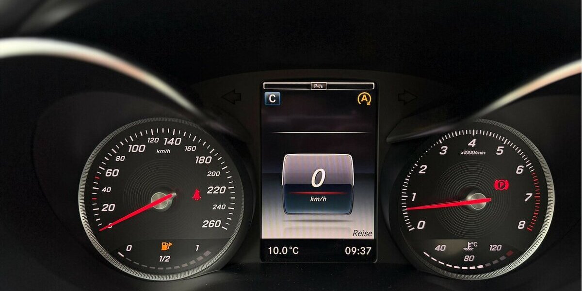 Mercedes-Benz C 180 CGI Limousine AMG Line Navi 172.000 km 12.490 &euro; Neckarsulm 74172