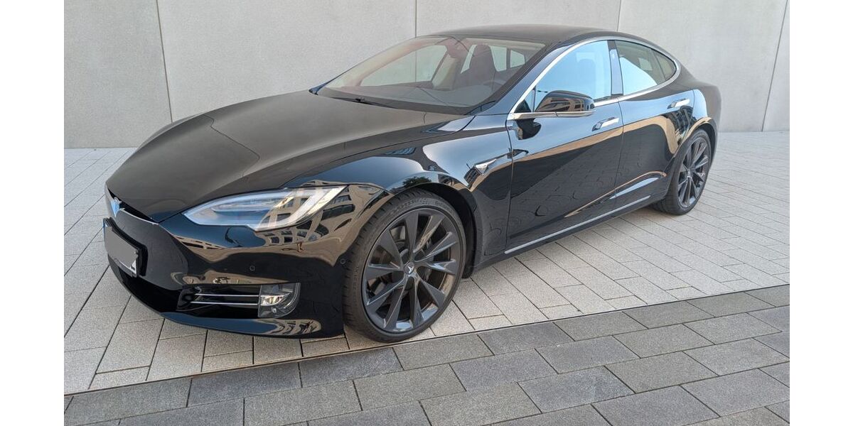 Tesla Model S 107.000 km 30.800 &euro; Heilbronn 74074