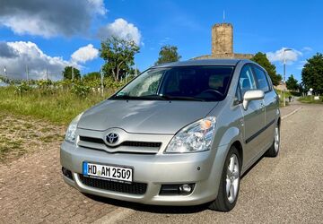 Toyota Corolla Verso 192.000 km 3.549 &euro; Sinsheim 74889
