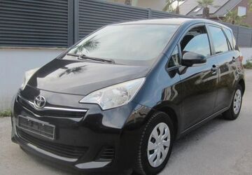 Toyota Verso-S 326.000 km 2.990 &euro; Öhringen-Cappel 74613