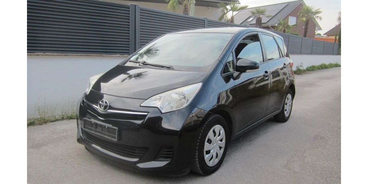Toyota Verso-S 326.000 km 2.990 &euro; Öhringen-Cappel 74613