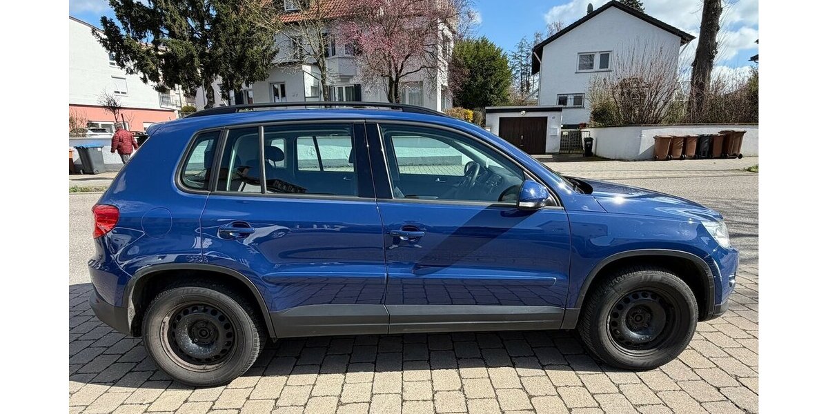 VW Tiguan 2.0 TDI DSG 4Motion 1. Hand AHK 172.000 km 6.490 &euro; Neckarsulm 74172