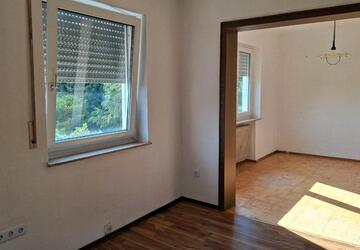 Wohnung Backnang - 4 Zimmer, 80 m&sup2;, 850&euro; | Angebot:27591471