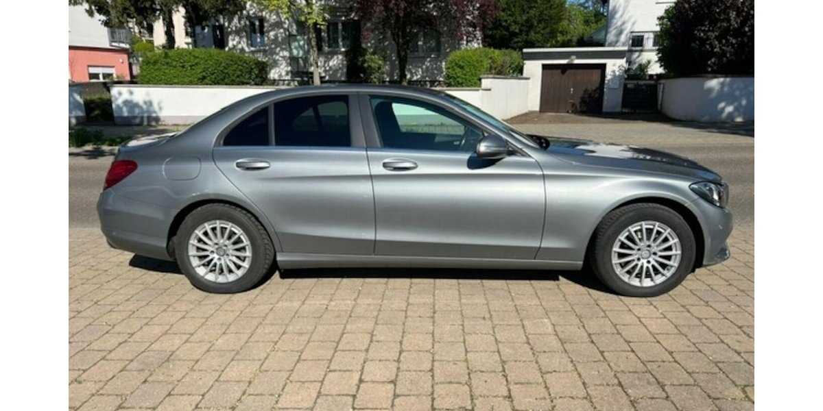Mercedes-Benz C 220 BlueTec/d Navi 211.000 km 10.990 &euro; Neckarsulm 74172