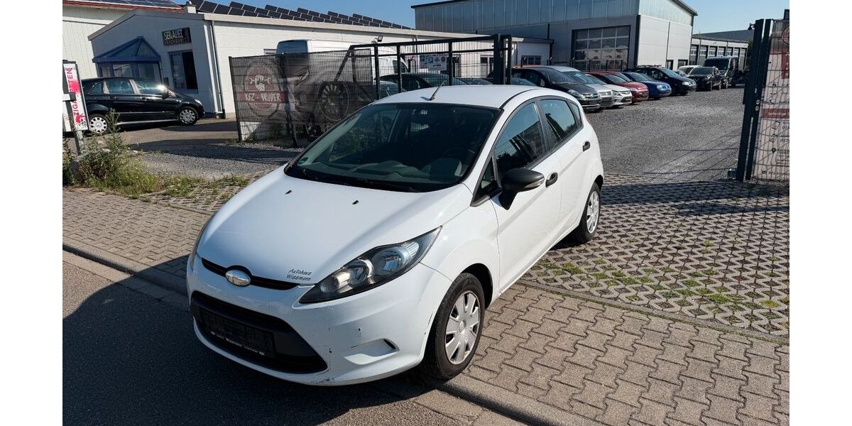Ford Fiesta 200.300 km 990 &euro; Eppingen 75031