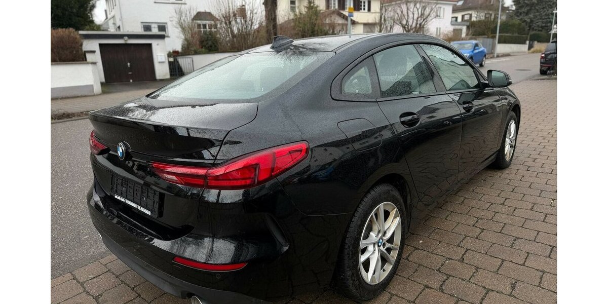 BMW 218 Gran Coupe d Advantage Panorama Navi 200.000 km 15.990 &euro; Neckarsulm 74172
