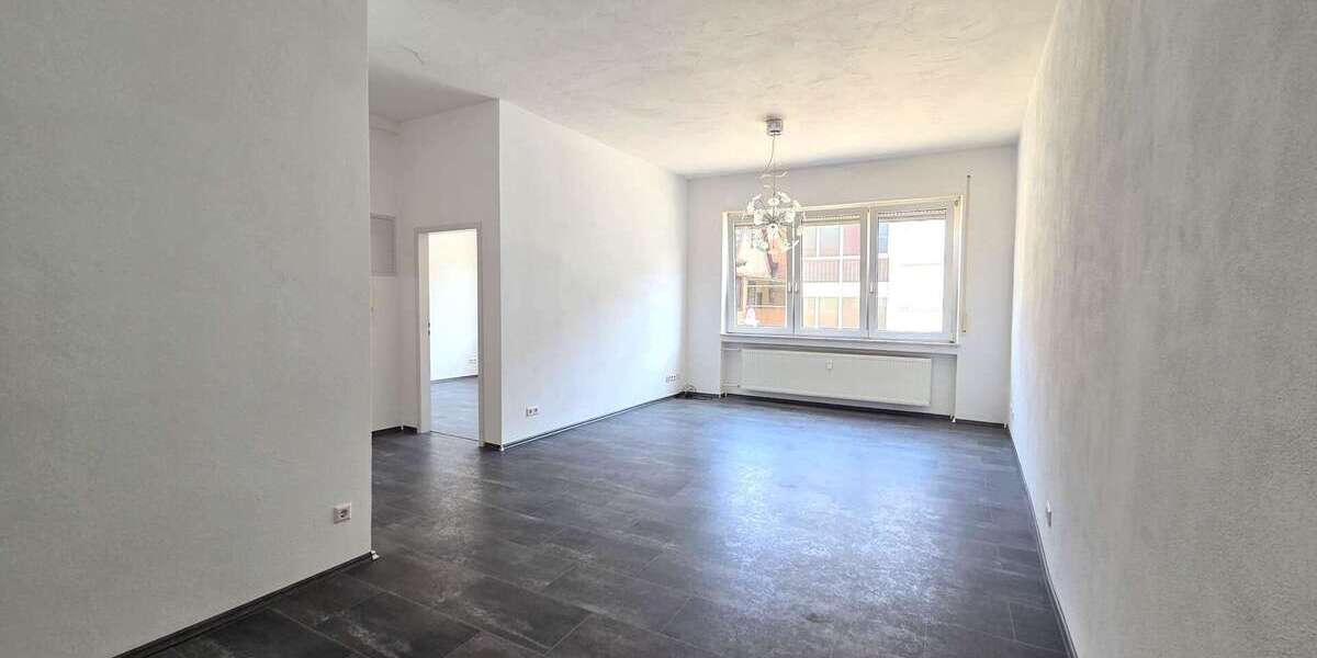Etagenwohnung Sinsheim - 4 Zimmer, 102 m&sup2;, 1.050&euro; | Angebot:26996667