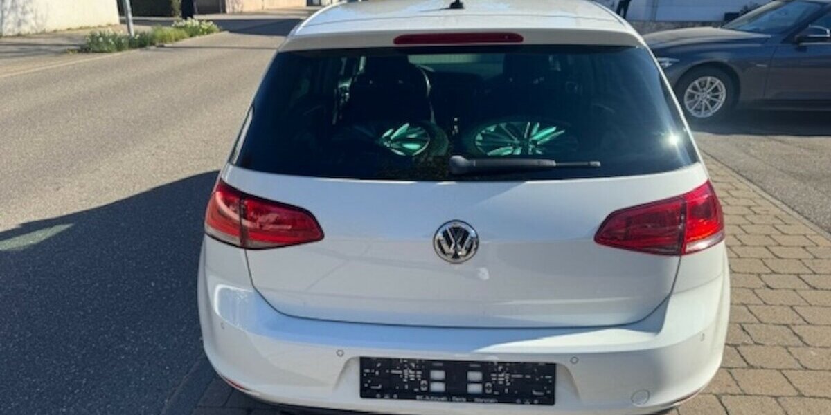 VW Golf VII 1.6 TDI Cup BMT 160.000 km 7.990 &euro; Neckarsulm 74172