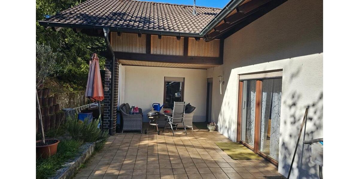 Terrassenwohnung Elztal - 5 Zimmer, 135 m&sup2;, 1.070&euro; | Angebot:27593102