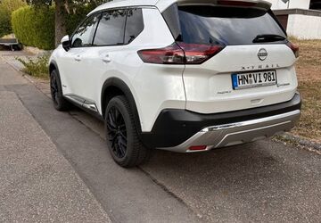Nissan X-Trail 9.000 km 38.600 &euro; Neckarsulm 74172