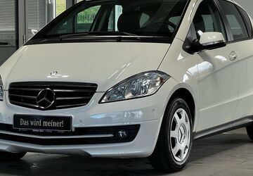 Mercedes-Benz A 160 77.118 km 8.950 &euro; Asperg 71679
