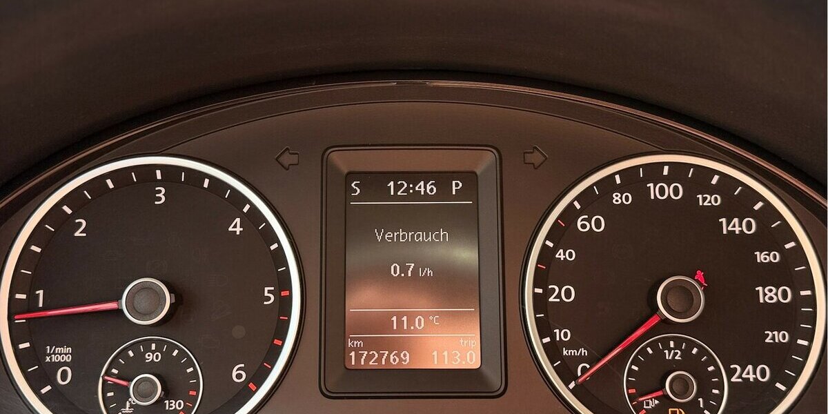VW Tiguan 2.0 TDI DSG 4Motion 1. Hand AHK 172.000 km 6.490 &euro; Neckarsulm 74172