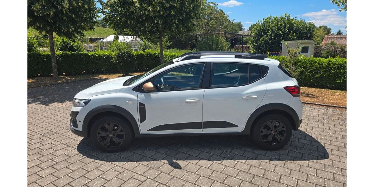 Dacia Sandero 37.681 km 16.999 &euro; Heilbronn 74078