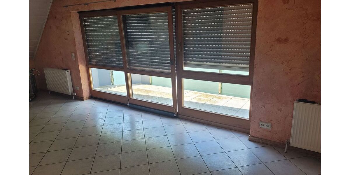 schöne ruhig gelegene 2,5 Zi. DG Maisonette Whg. - Maisonettenwohnung Talheim | Angebot:26764956