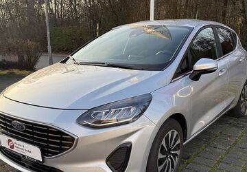 Ford Fiesta 26.600 km 15.490 &euro; Mosbach 74821