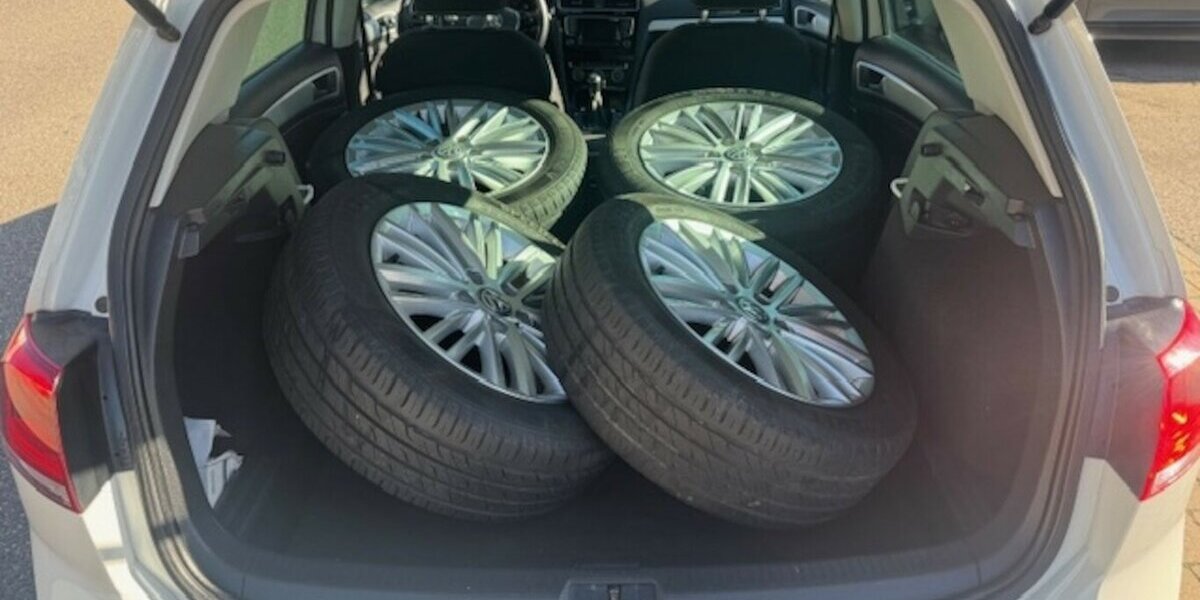 VW Golf VII 1.6 TDI Cup BMT 160.000 km 7.990 &euro; Neckarsulm 74172