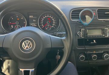 VW Golf 108.000 km 5.700 &euro; Heilbronn 74076