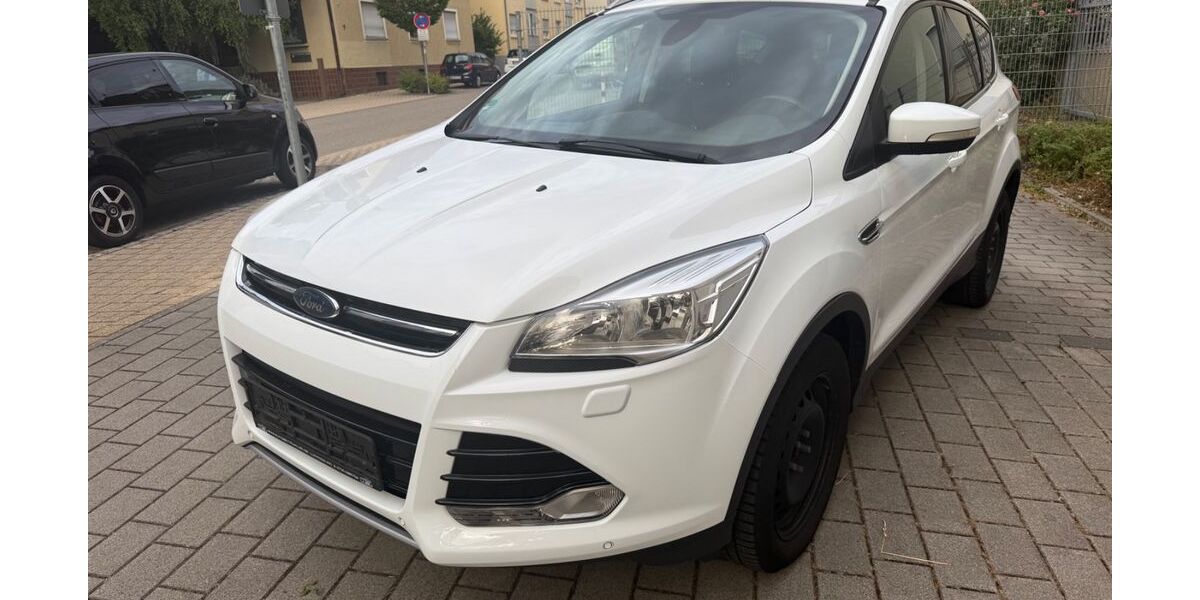 Ford Kuga 198.000 km 5.890 &euro; Heilbronn 74076
